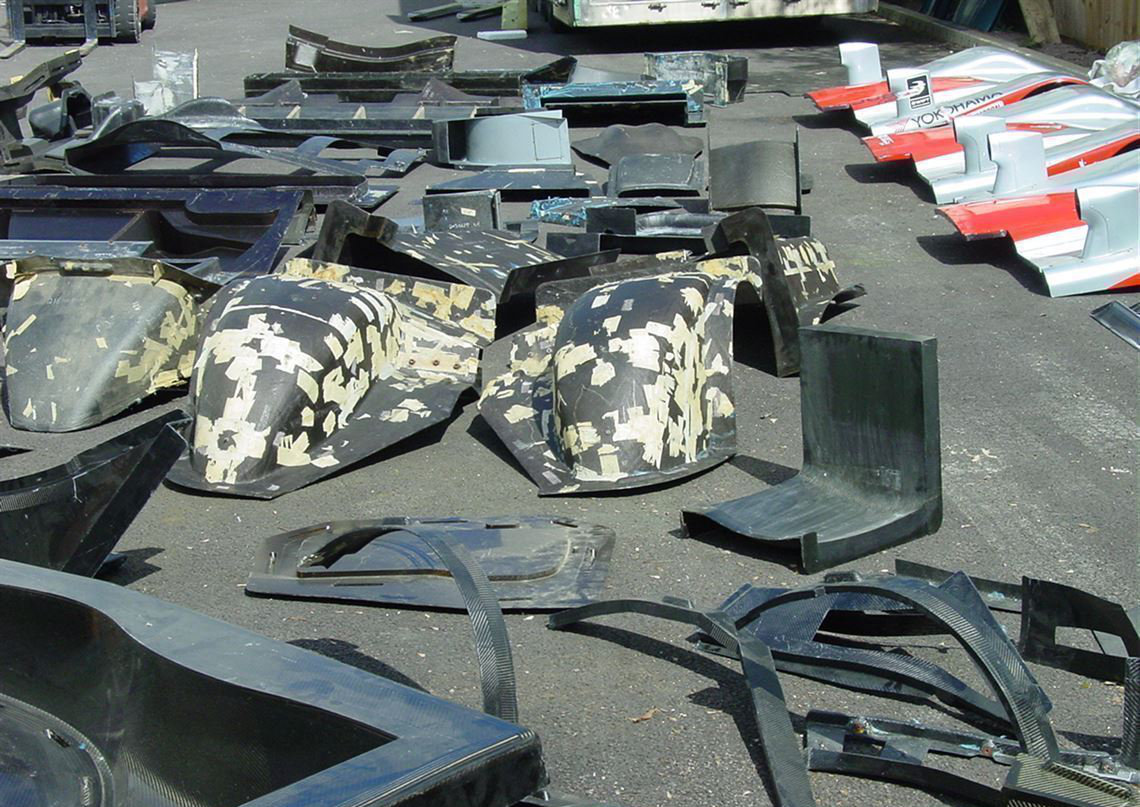 2001 Reynard 01Q 底盘编号#002 LMP675