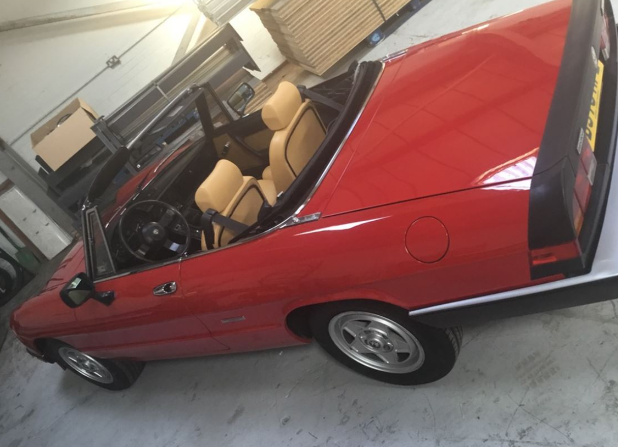 阿尔法罗密欧2.0L SPIDER VELOCE 1985 LHD