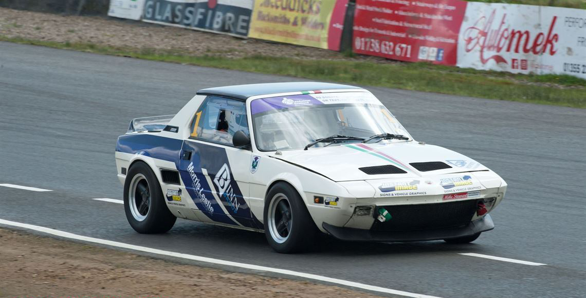 Scottish Classics Winning Fiat X1/9赛车，1498cc发动机