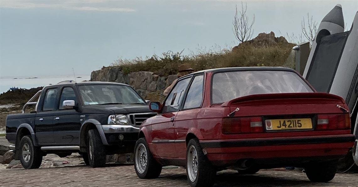 BMW e30