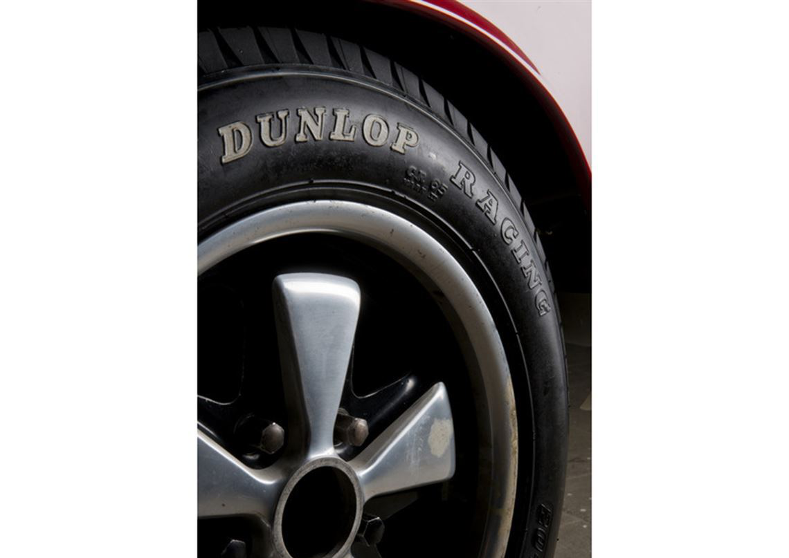 保时捷911S，原厂准备