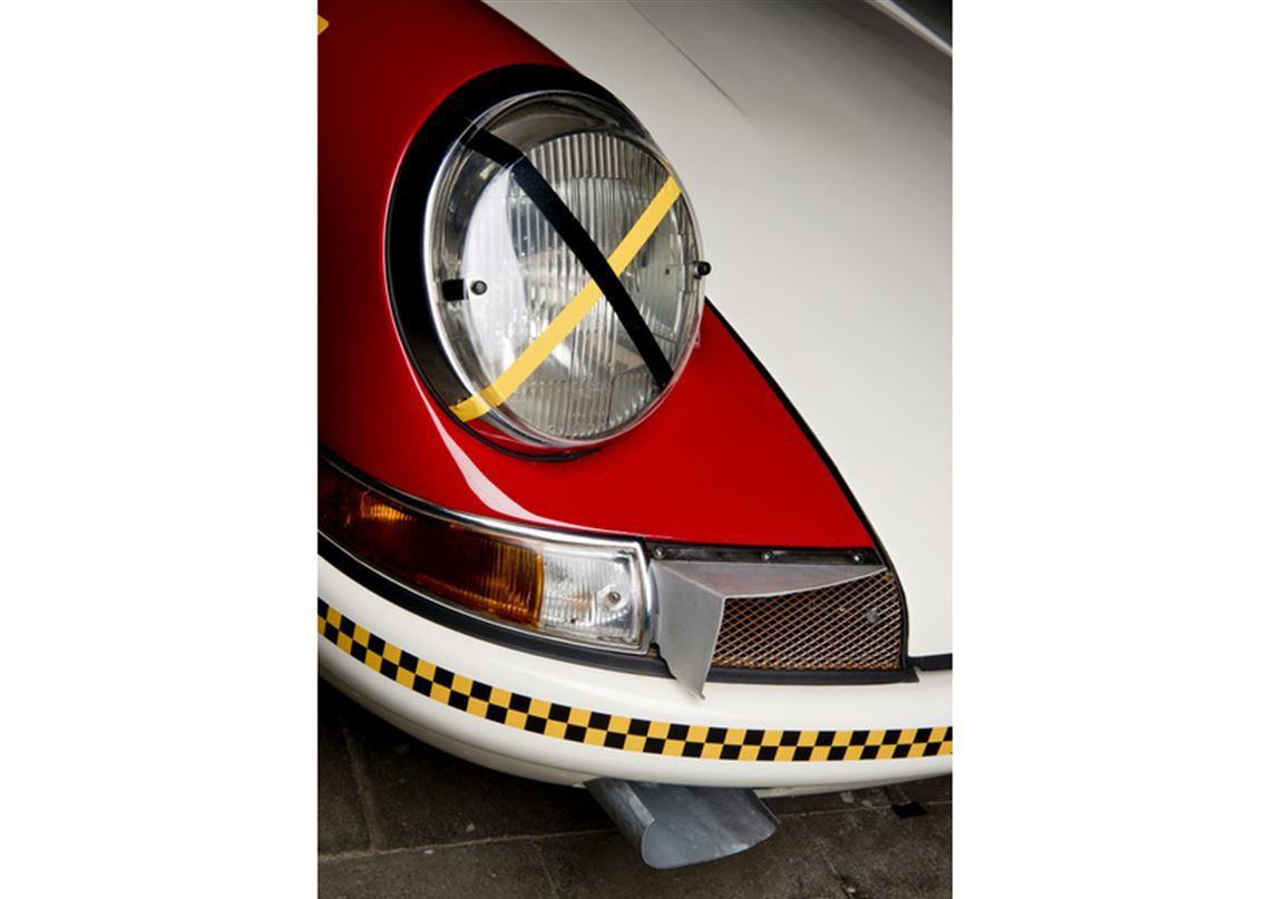 保时捷911S，原厂准备