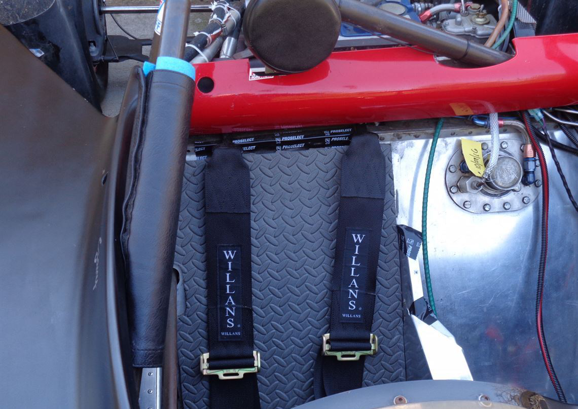 SWIFT DB2 COSWORTH YAC，带备用S2000发动机