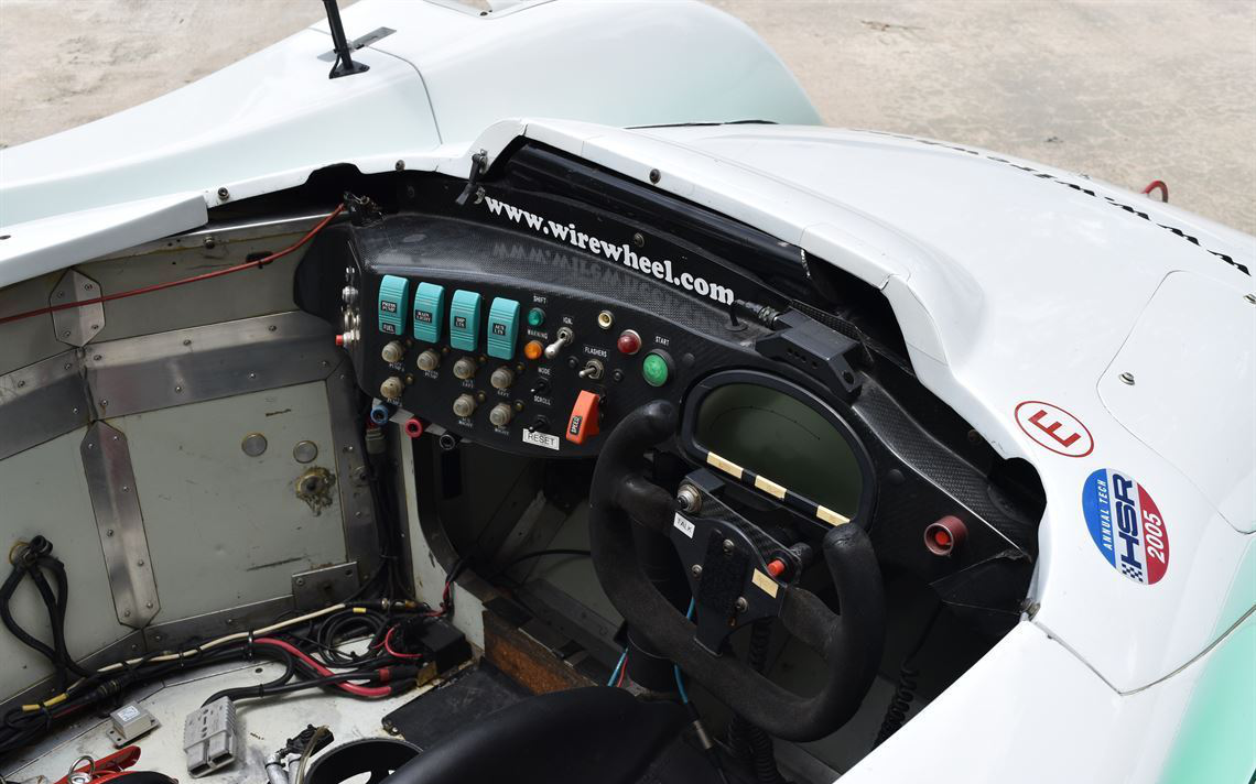 2000 Lola B2K/40 LMP2