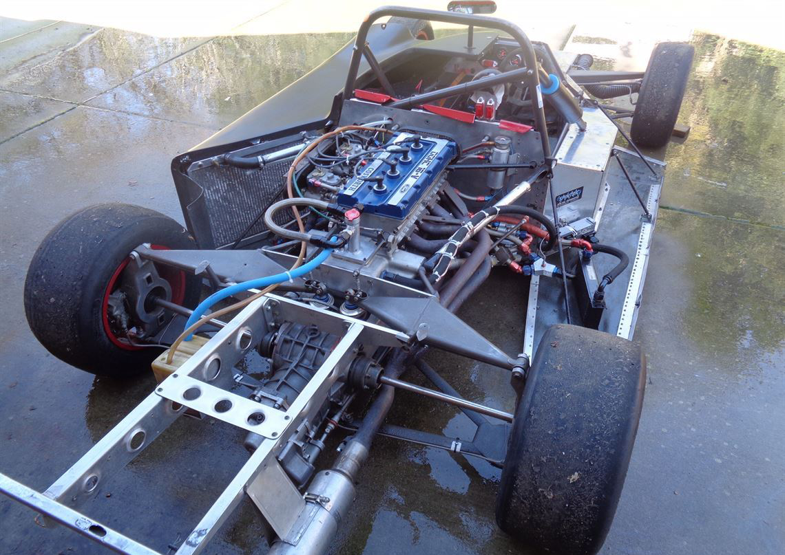 SWIFT DB2 COSWORTH YAC，带备用S2000发动机