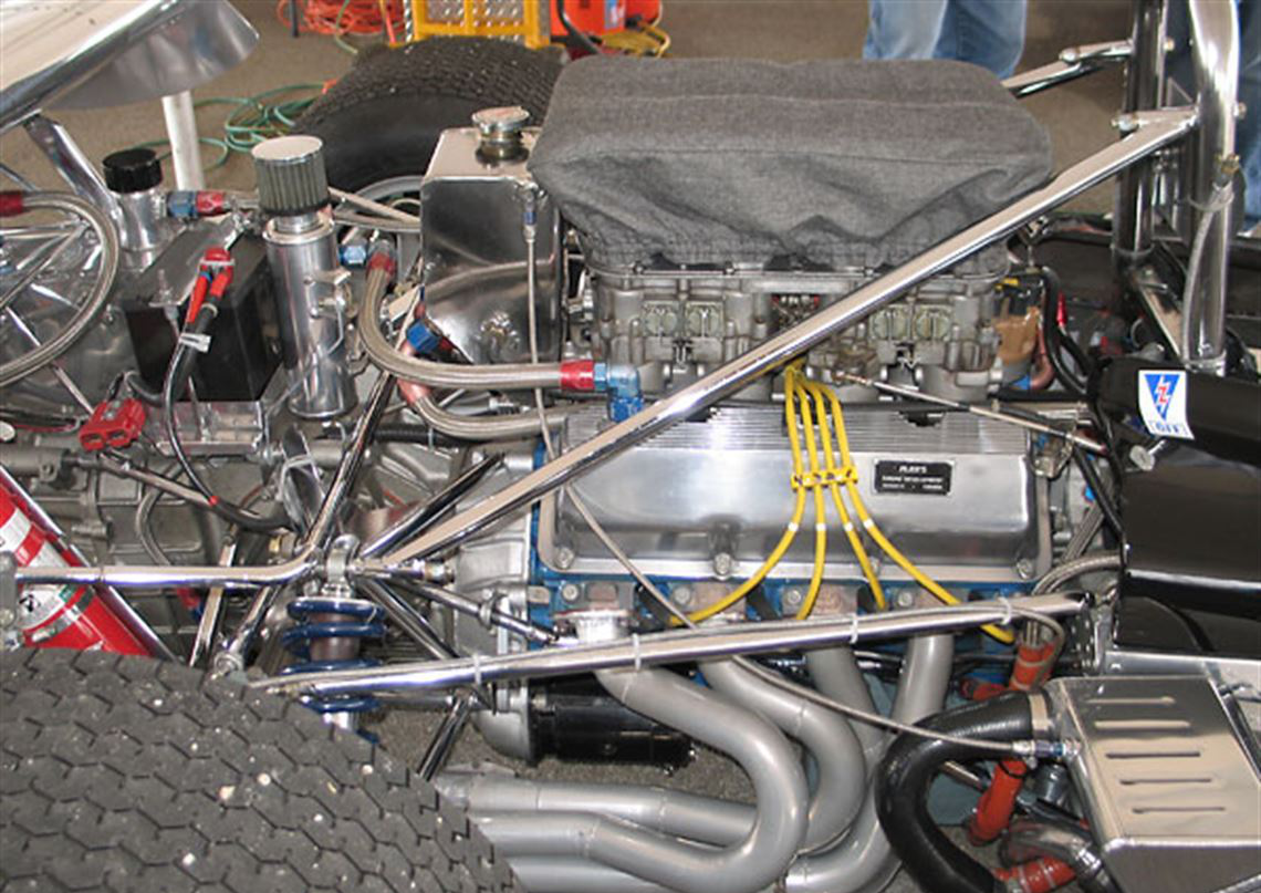 Chinook F5000 Chassis #01. - BOSS 302 Power