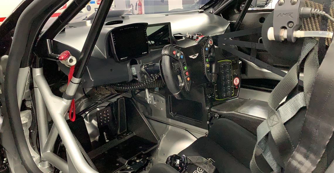 2 x Aston Martin Vantage GT4 2020规格