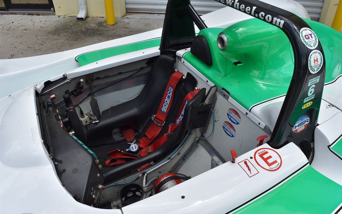 2000 Lola B2K/40 LMP2