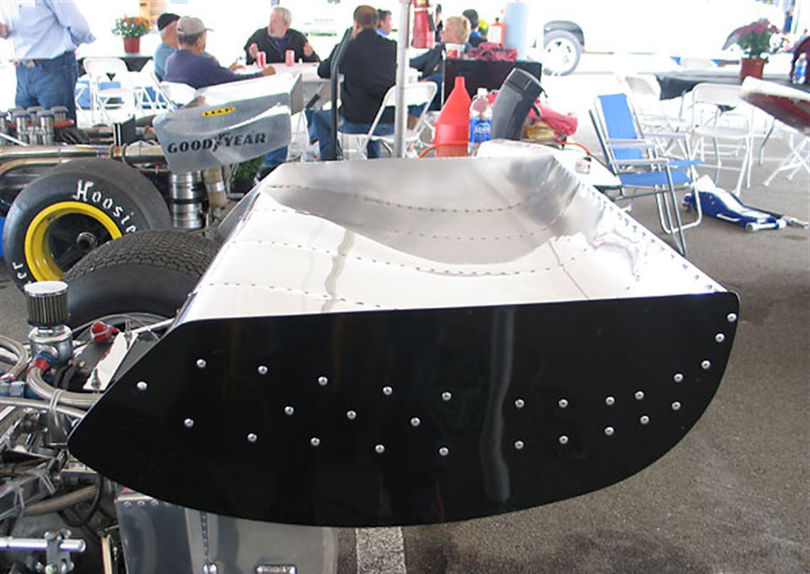 Chinook F5000 Chassis #01. - BOSS 302 Power