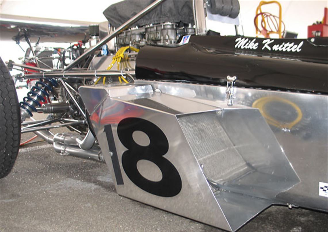 Chinook F5000 Chassis #01. - BOSS 302 Power