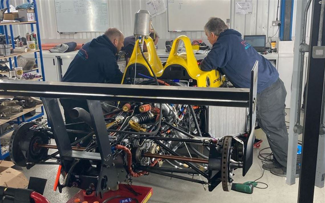 2005 LOLA B05/40 LMP2，可以参加ERL & LMC