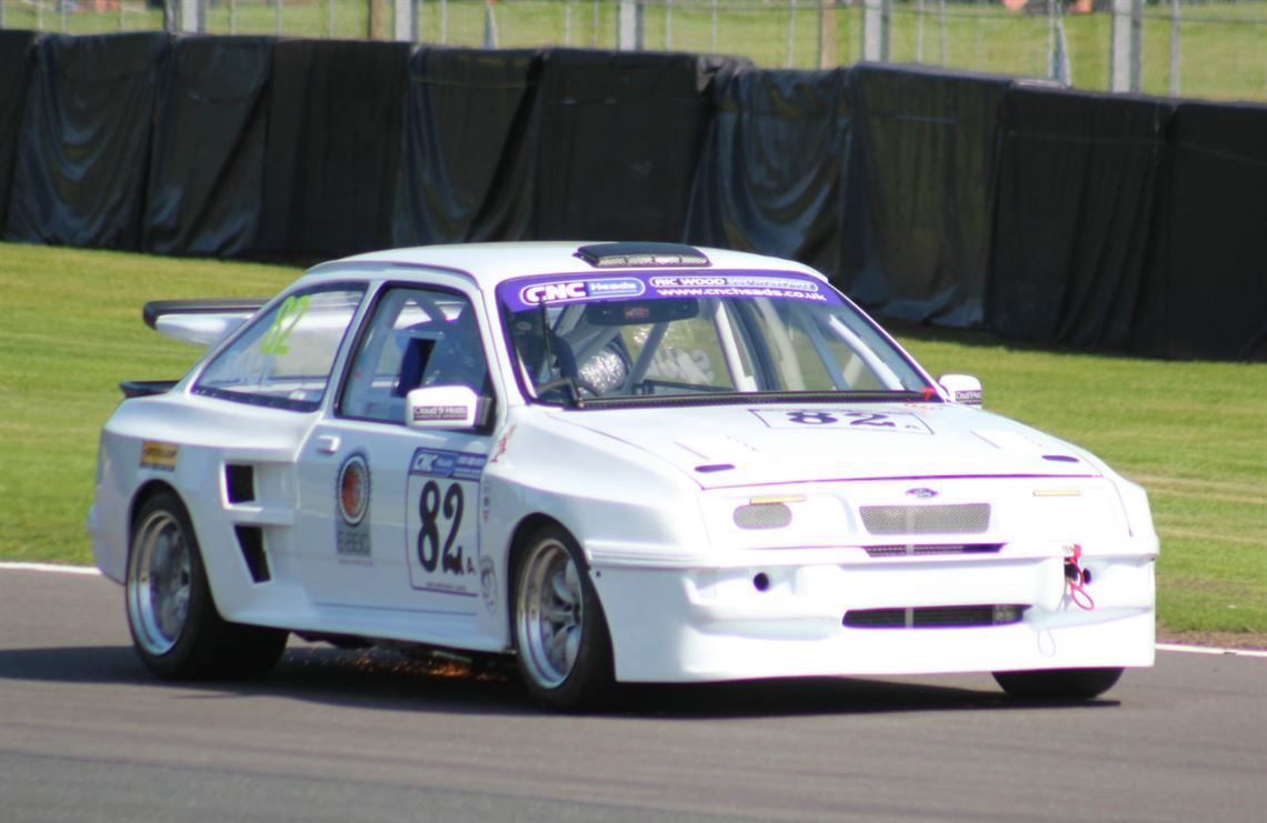 Sierra Cosworth 3门