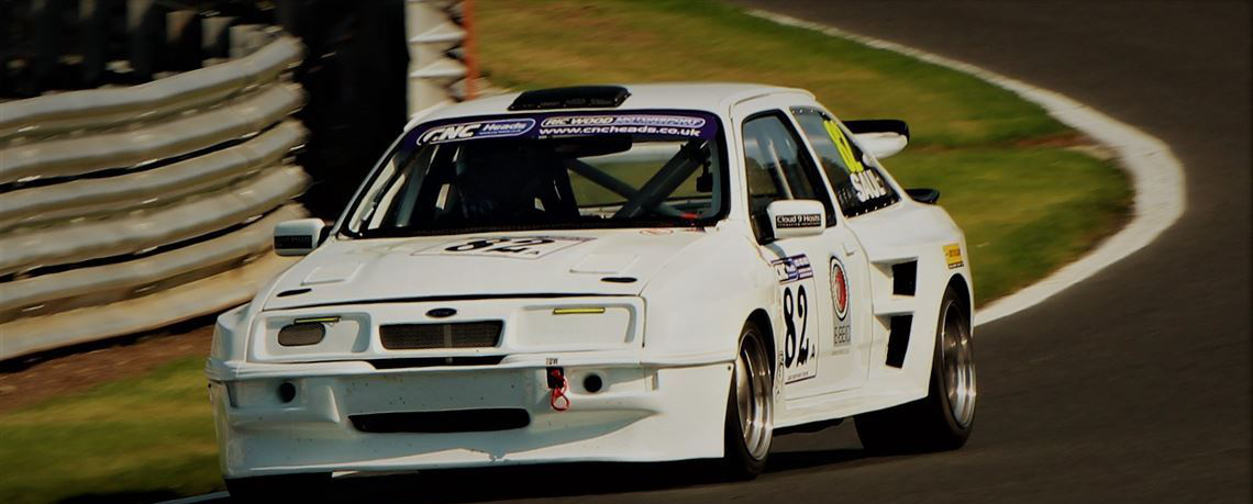 Sierra Cosworth 3门