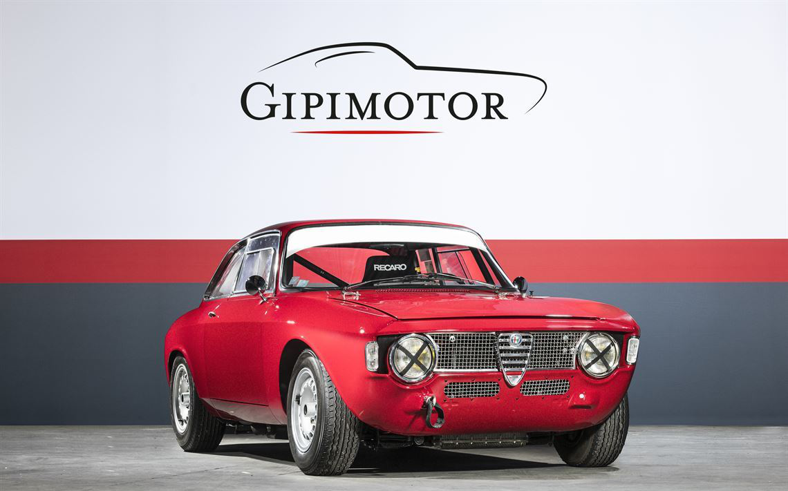 Alfa Romeo (阿尔法罗密欧) Giulia GTAm GTC