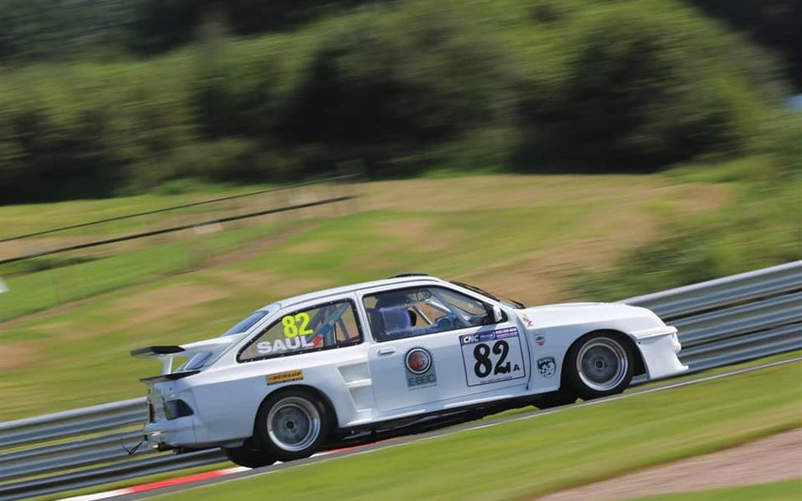 Sierra Cosworth 3门