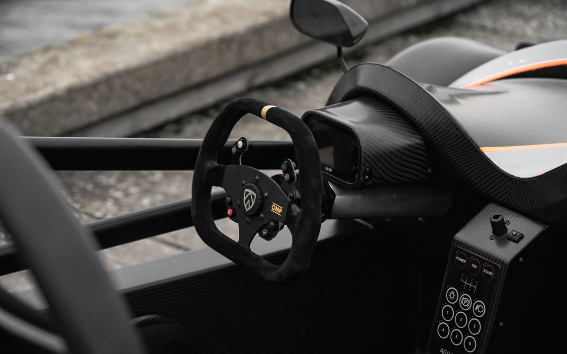 Agile SCX，原厂赛车