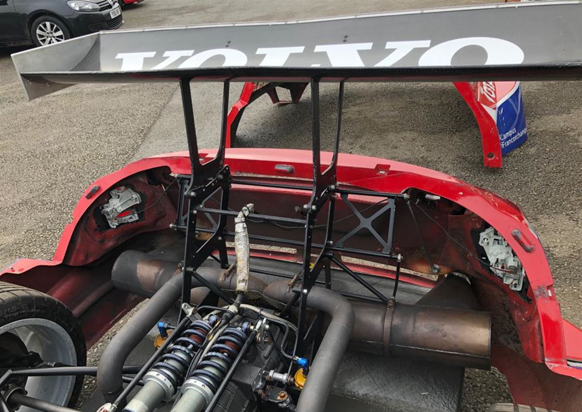 沃尔沃S60，中置V6发动机，Silhouette赛车