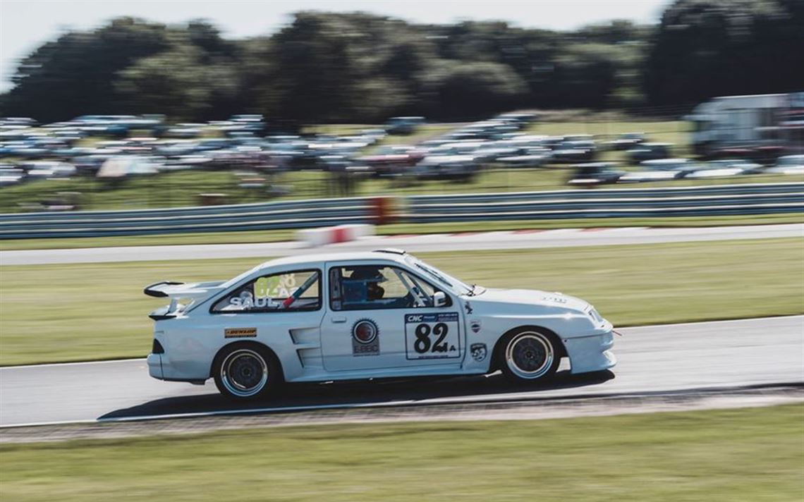 Sierra Cosworth 3门