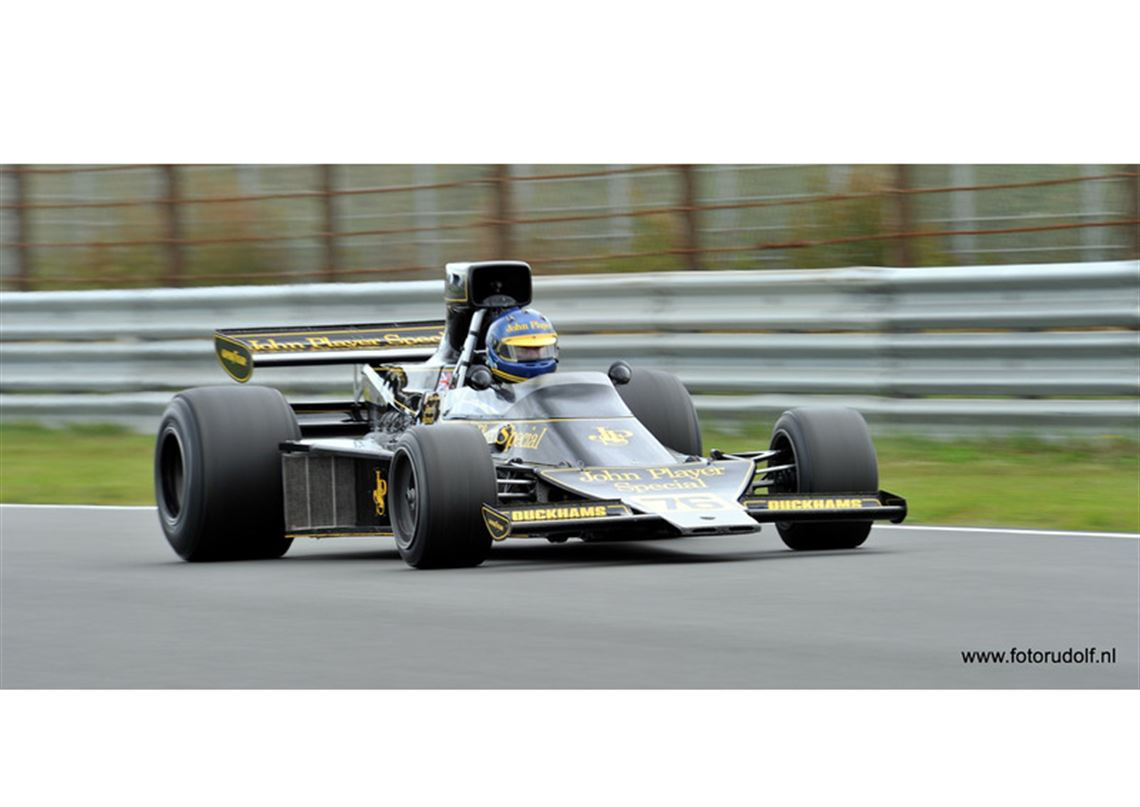 Lotus 76/1-JPS9