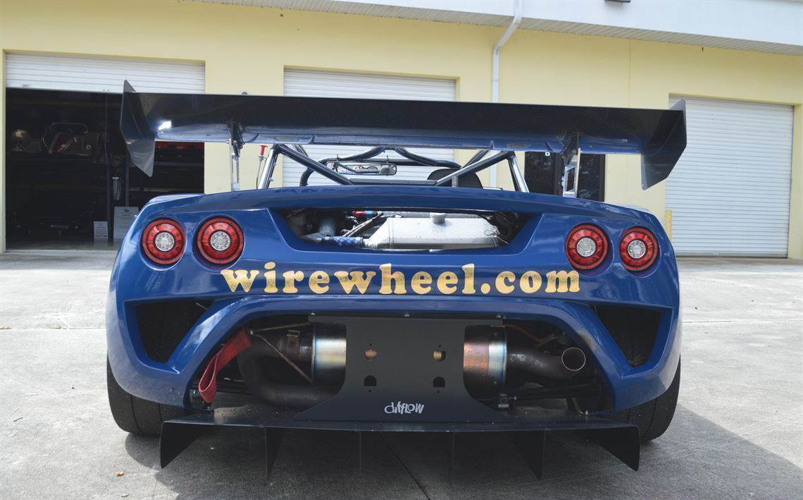 Lotus 2-Eleven赛车