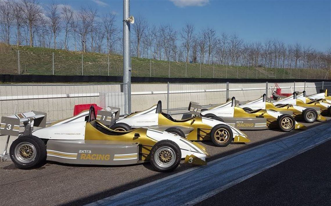 6x Formula König赛车