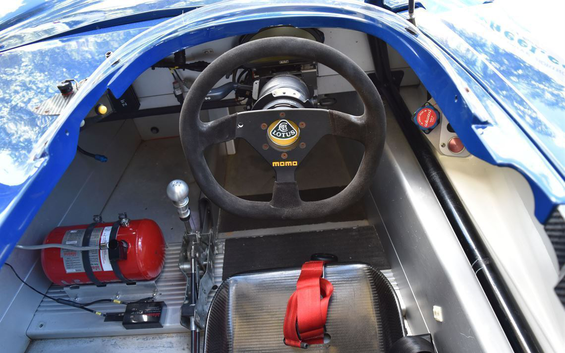 Lotus 2-Eleven赛车