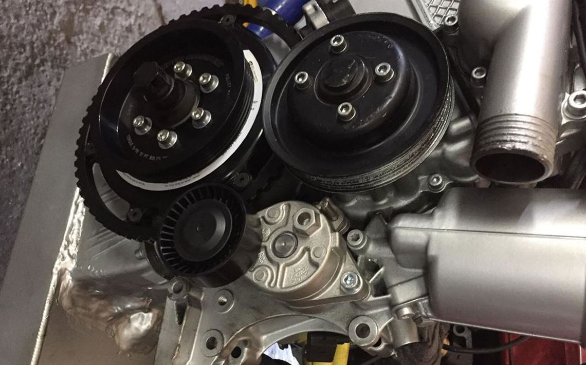 宝马E30 漂移赛车