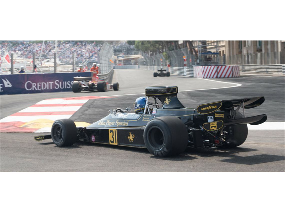 Lotus 76/1-JPS9
