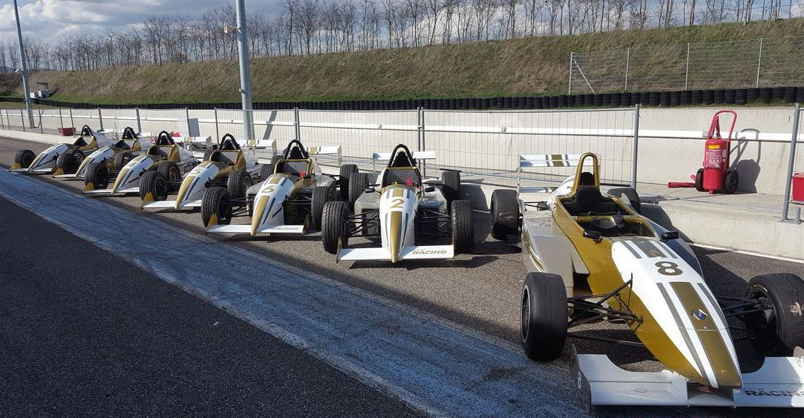 6x Formula König赛车