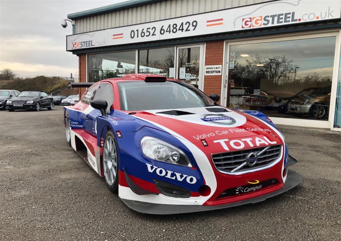 沃尔沃S60，中置V6发动机，Silhouette赛车