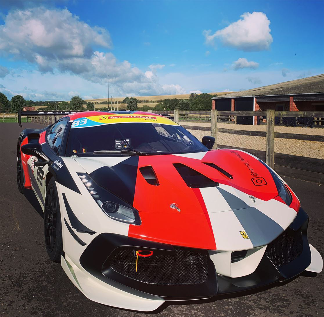 法拉利488 Evo Challenge