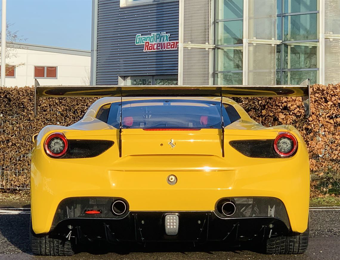 2017 法拉利488 CHALLENGE