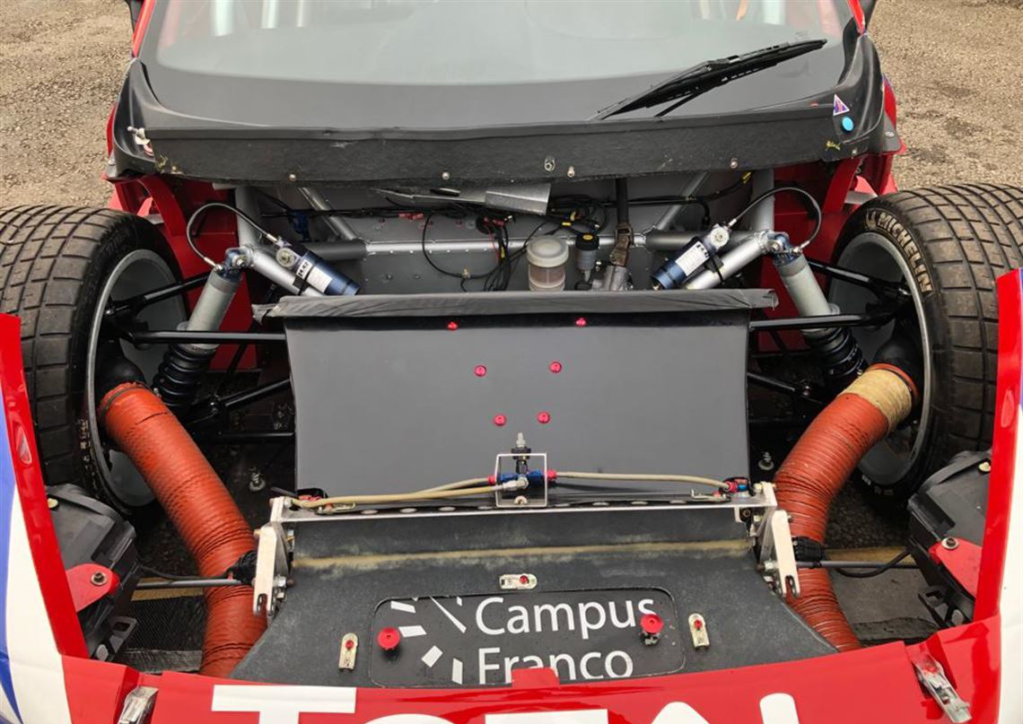 沃尔沃S60，中置V6发动机，Silhouette赛车