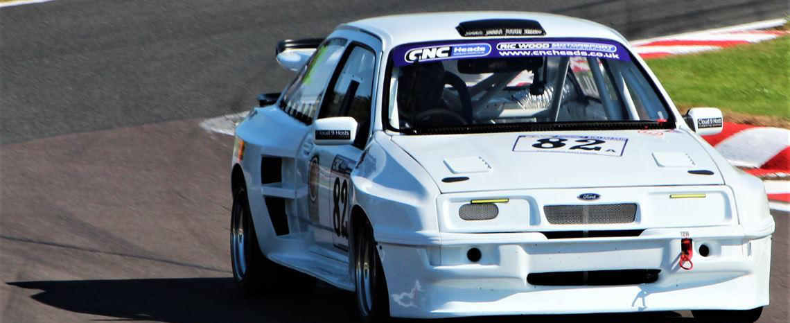 Sierra Cosworth 3门