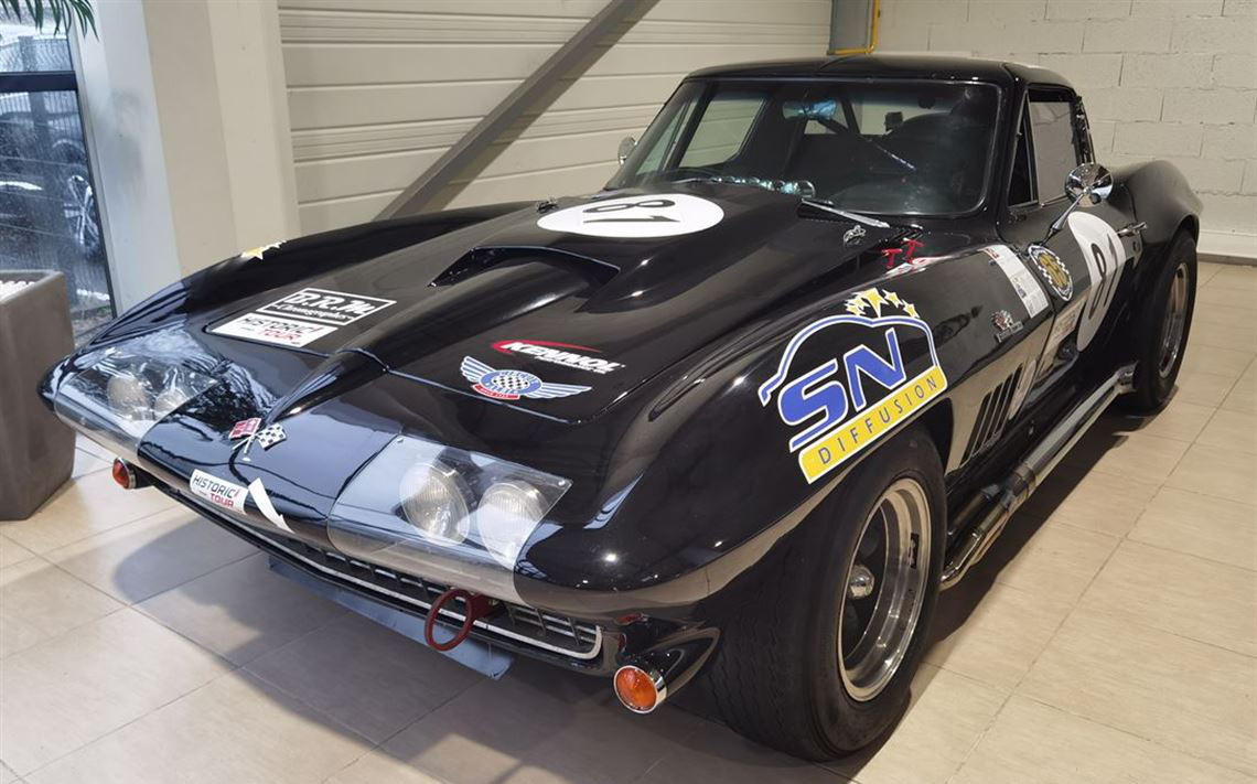 Chevrolet Corvette 65
