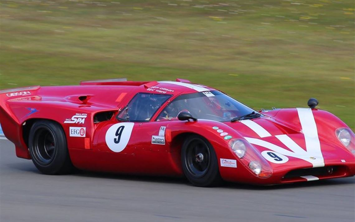 Lola T70 MK3b