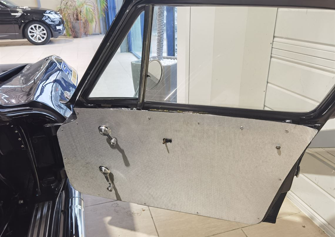 Chevrolet Corvette 65