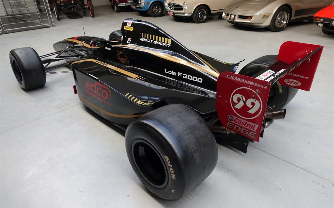 Lola B99/50 F3000 1999