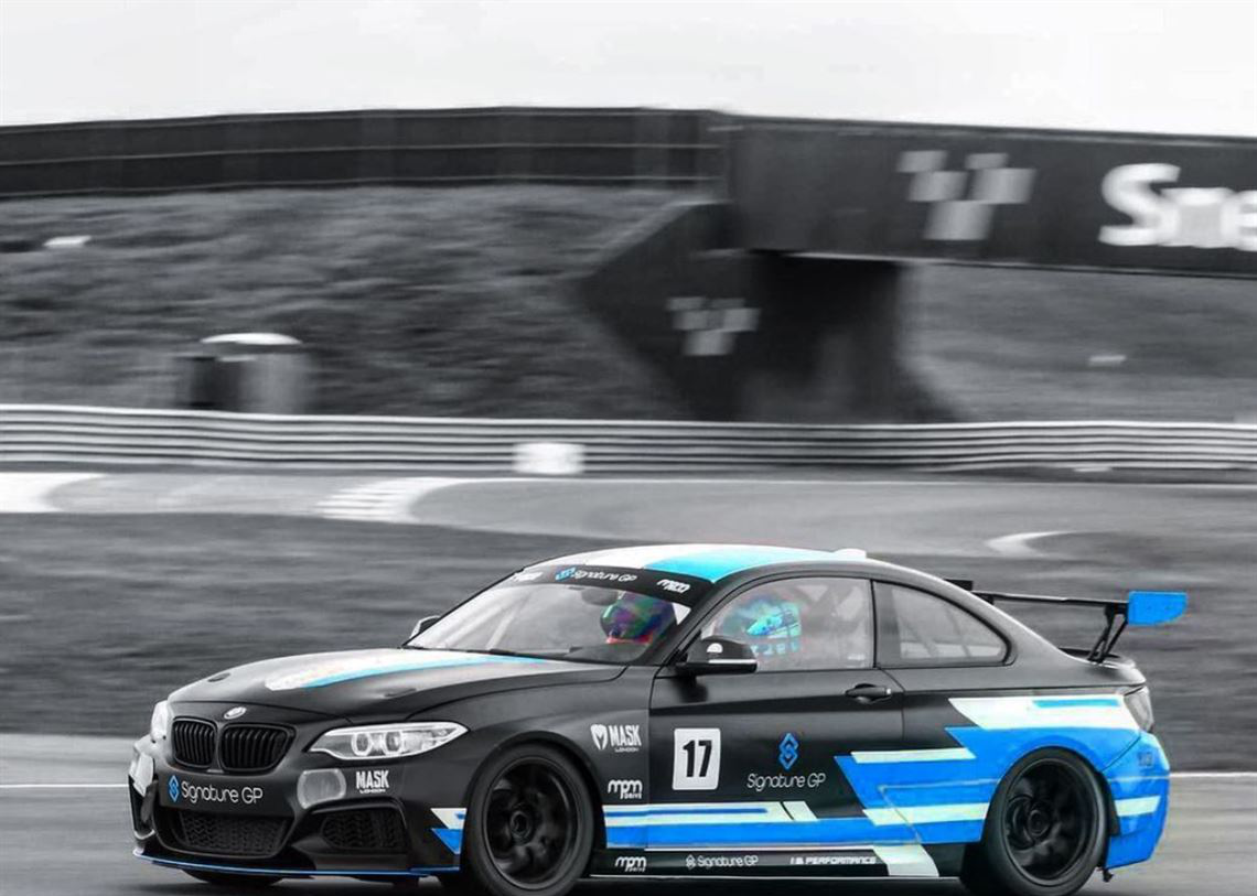 宝马M235i Racing Cup, Radical SR3