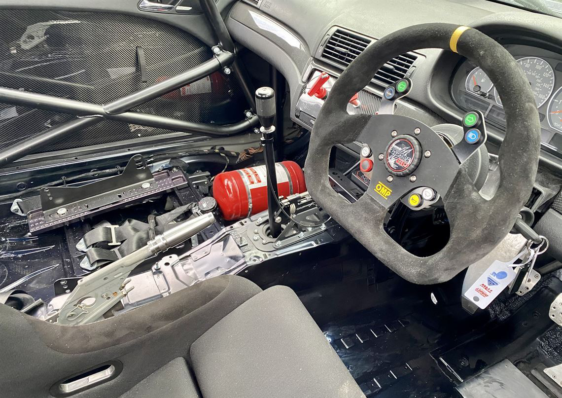 بي إم دبليو E46 M3