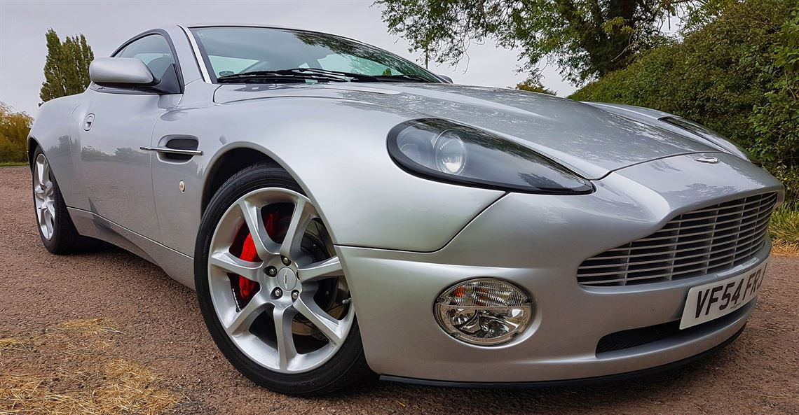 2004 阿斯顿马丁Vanquish