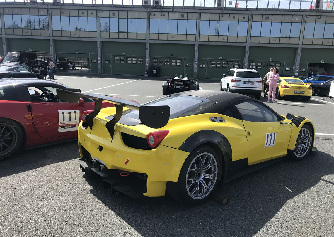 法拉利458 Challenge+GT3套件，F430 GT3 Scuderia