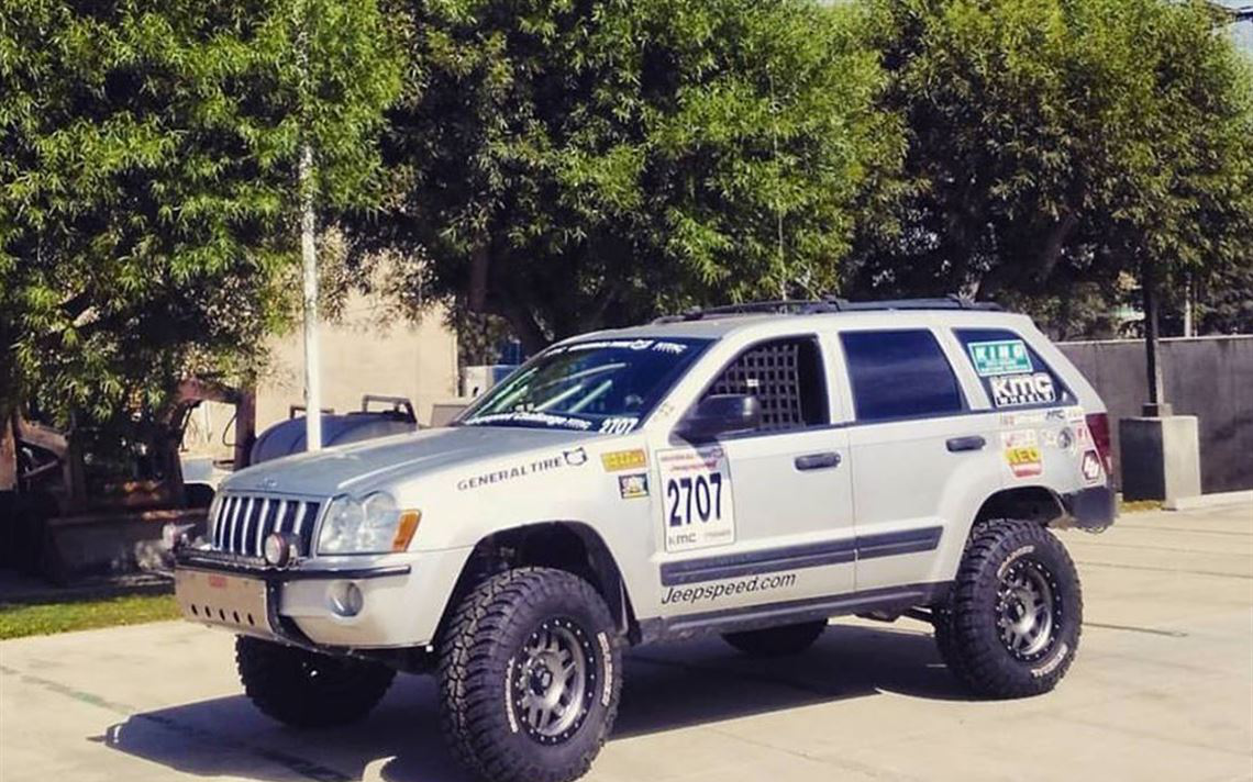 Jeep desert racer pre runner