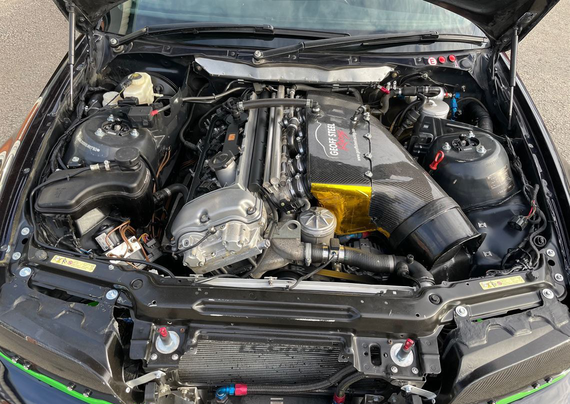 بي إم دبليو E46 M3