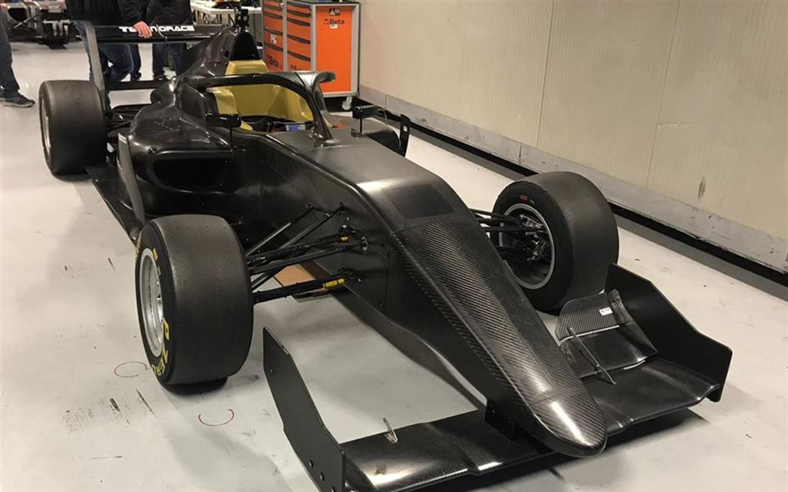 Tatuus F3 T-318 Alfa Romeo ATM