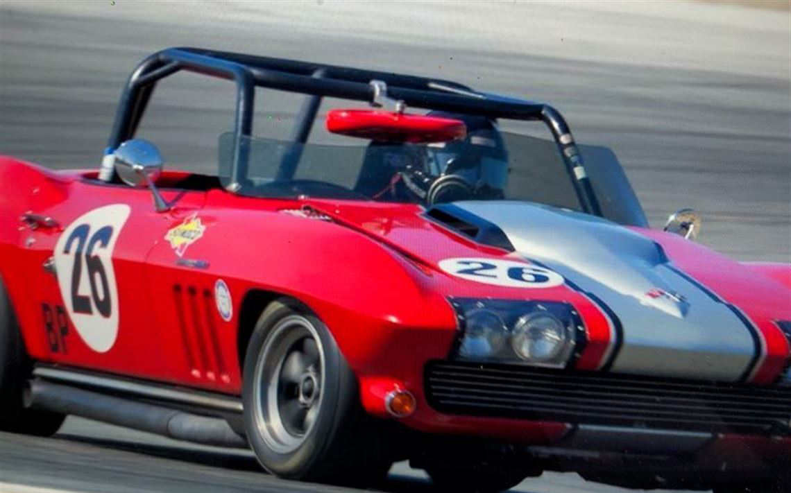1965 Corvette (คอร์เวท) C2