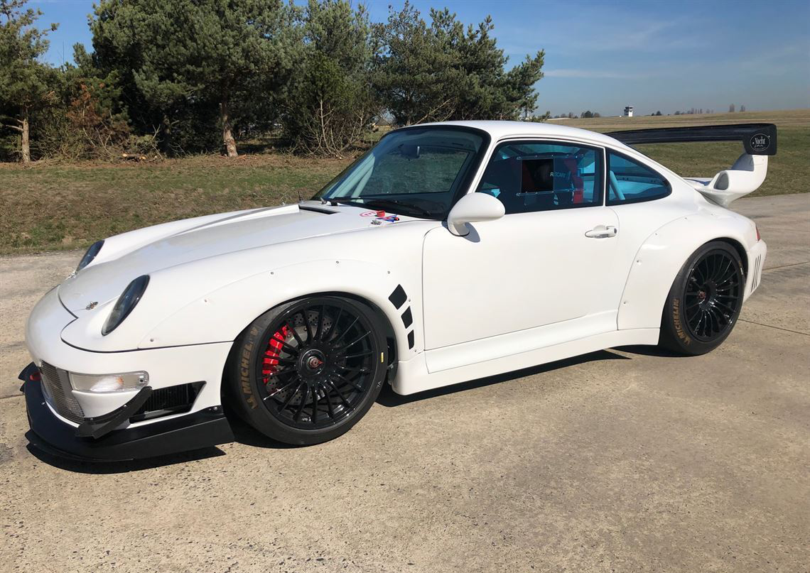 保时捷993 RSR / GT2车身