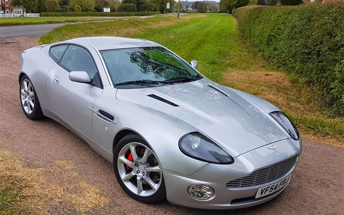 2004 阿斯顿马丁Vanquish