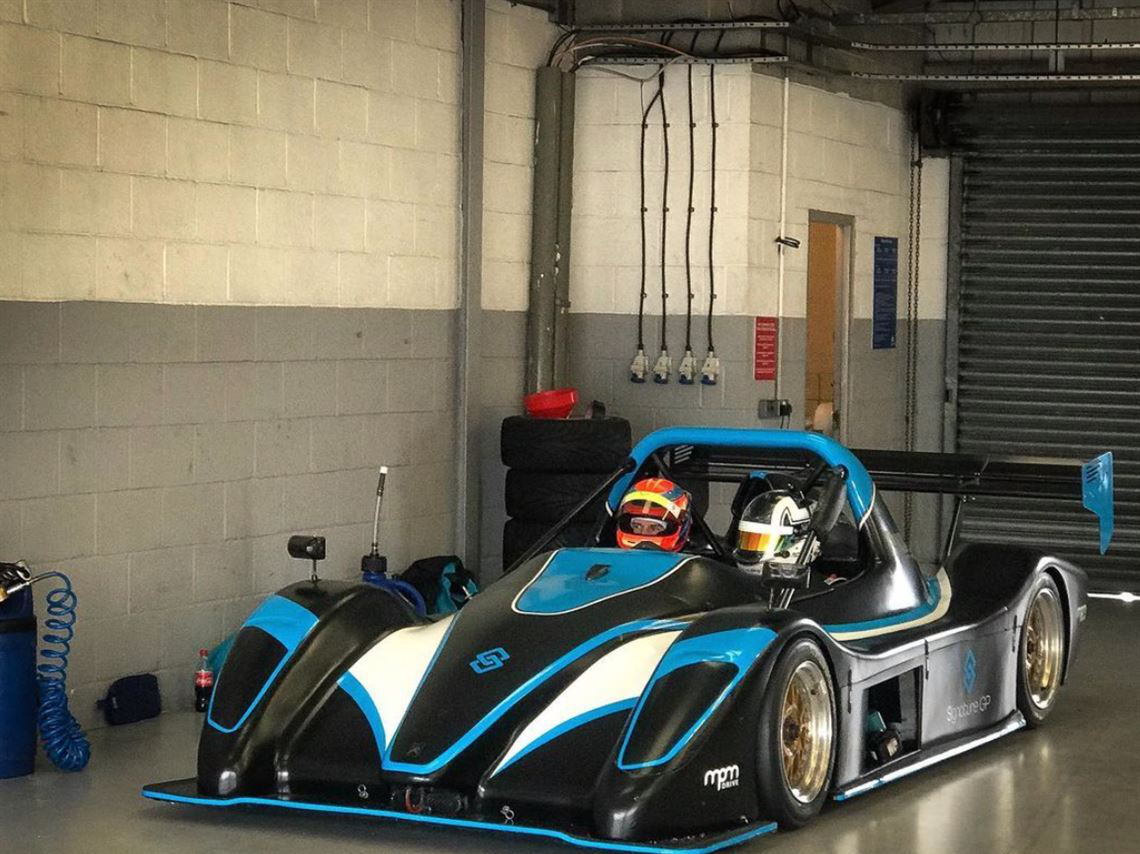 宝马M235i Racing Cup, Radical SR3