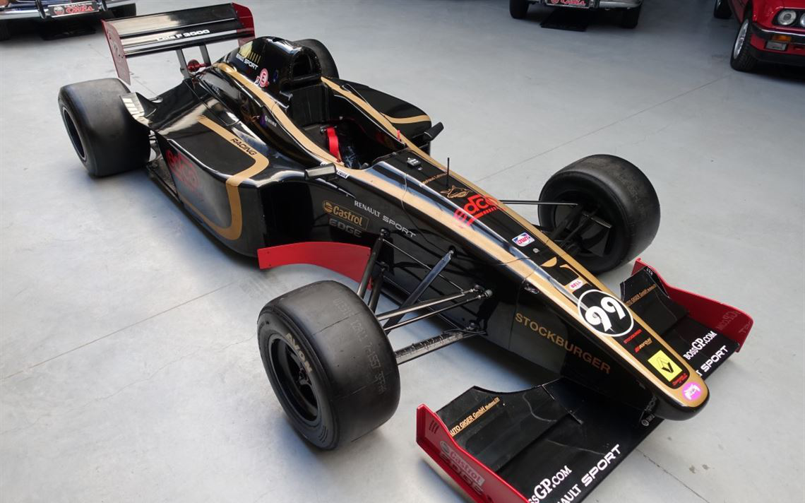 Lola B99/50 F3000 1999